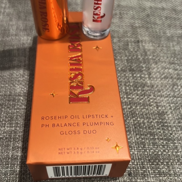 HipDot X Kesha Rose Lipstick&Gloss Duo - Picture 2 of 7